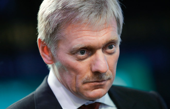 Песков не увидел в возможном лишении Мединского ученой степени повода для его отставки