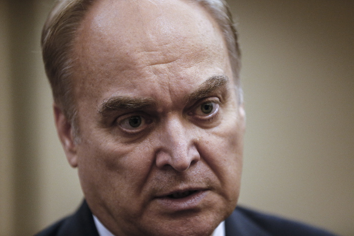 Посол России призвал власти США прекратить захват российской собственности