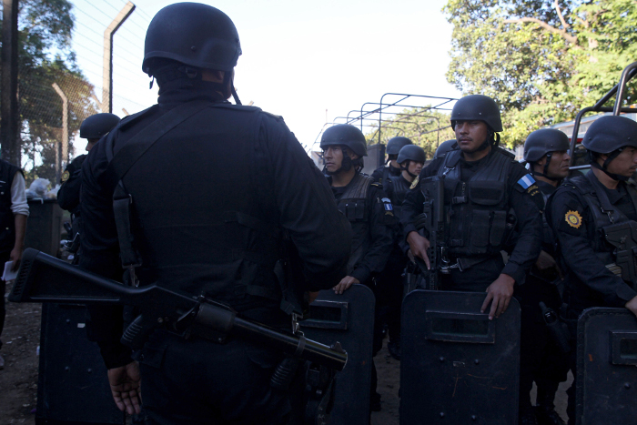 Полиция Гватемалы задержала одного из лидеров банды "Мара Сальватруча"