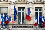 Банк Франции подаст иск к Павленскому из-за поджога его отделения