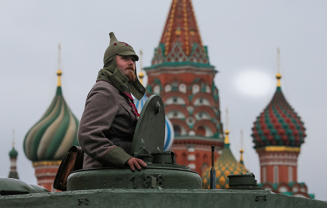 Репетиция реконструкции парада 1941 года в Москве