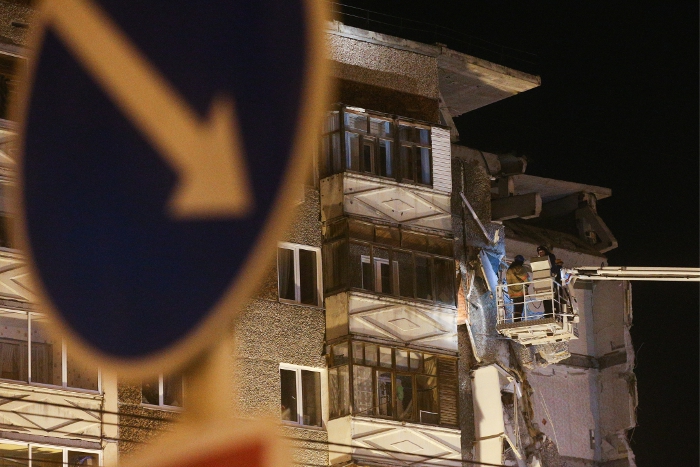 Траур по погибшим при обрушении дома в Ижевске объявлен в Удмуртии