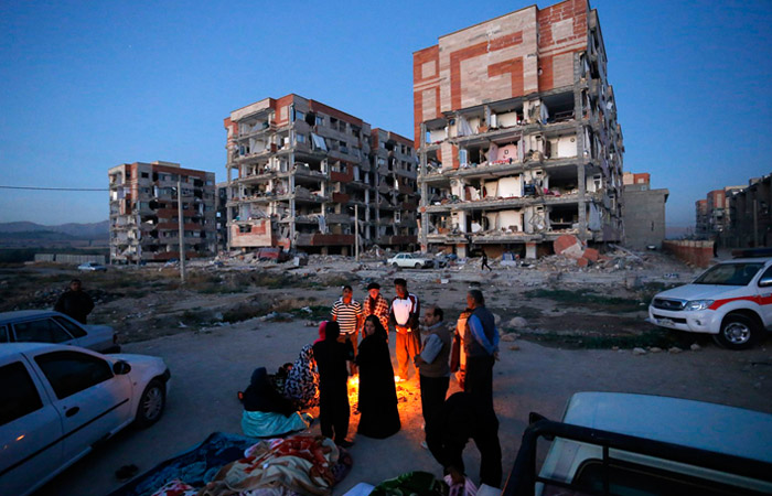 Число жертв землетрясения в Иране и Ираке превысило 400 человек