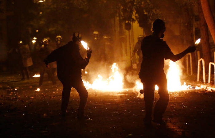 Демонстранты устроили беспорядки в Греции