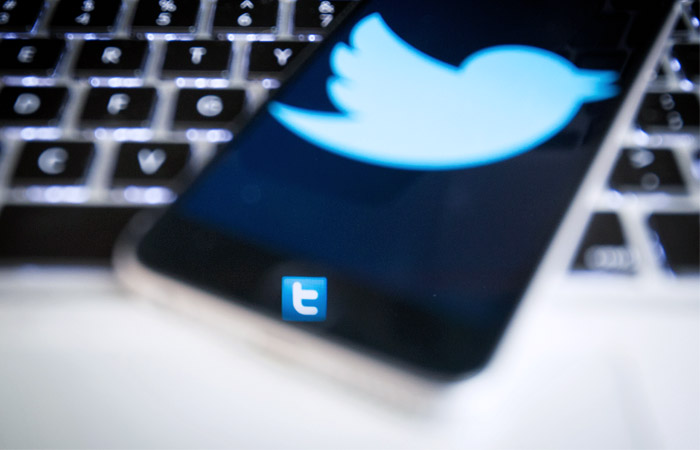 Роскомнадзор предупредил Twitter о возможной блокировке из-за аккаунта "Открытой России"