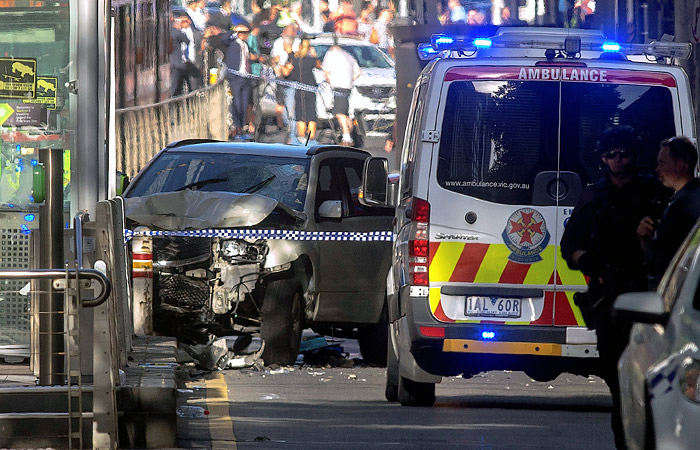 Полиция назвала преднамеренным наезд на пешеходов в центре Мельбурна