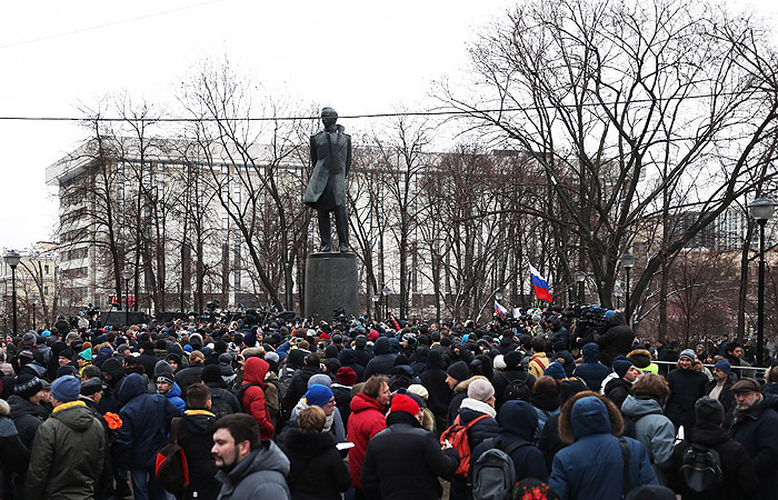 Полиция насчитала около 300 человек на несогласованной акции в Москве