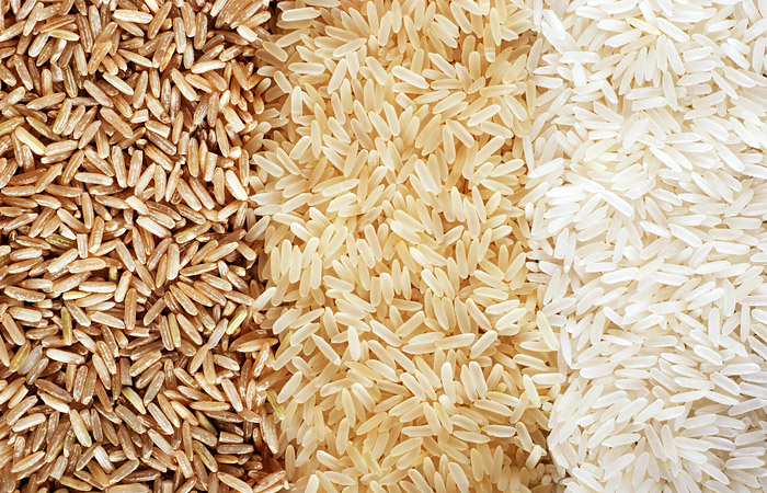 Роспотребнадзор занялся проверкой слухов о "пластиковом" рисе в магазинах
