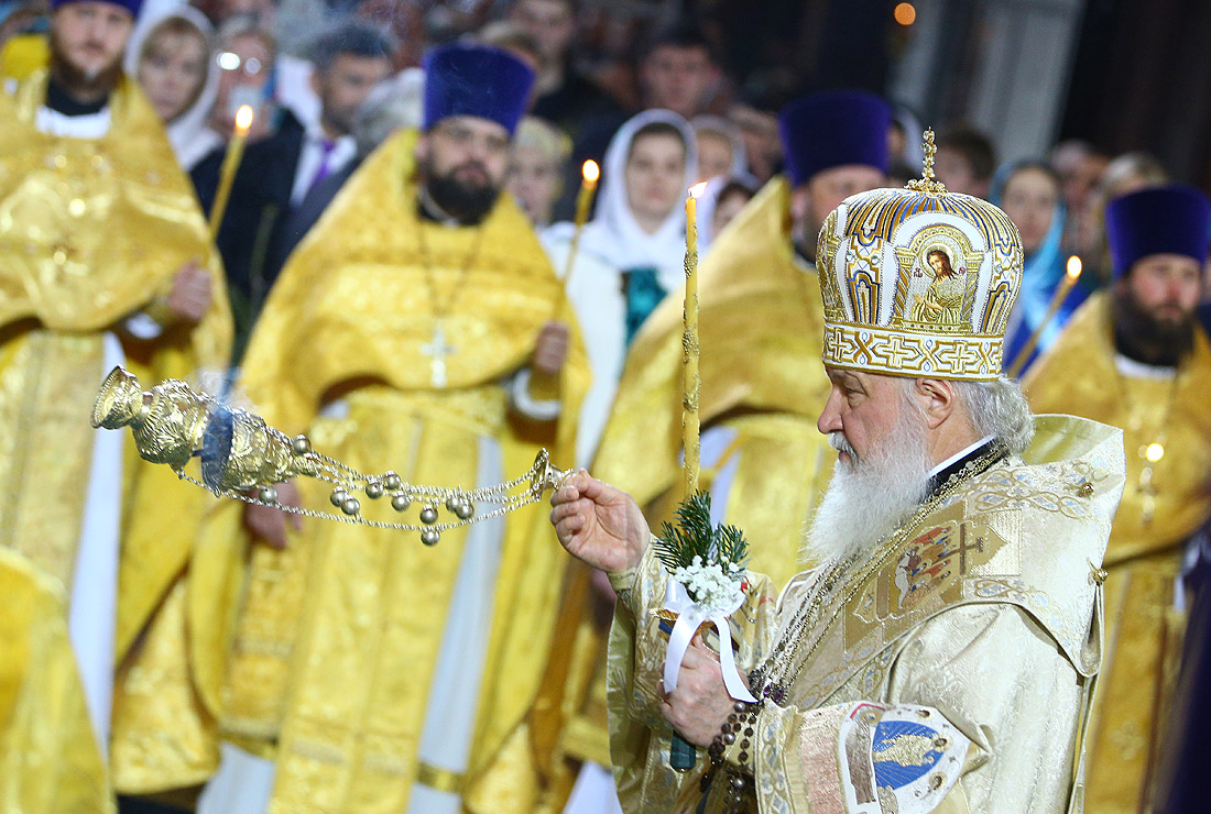 Москва. Храм Христа Спасителя. Патриарх Кирилл на праздничной службе