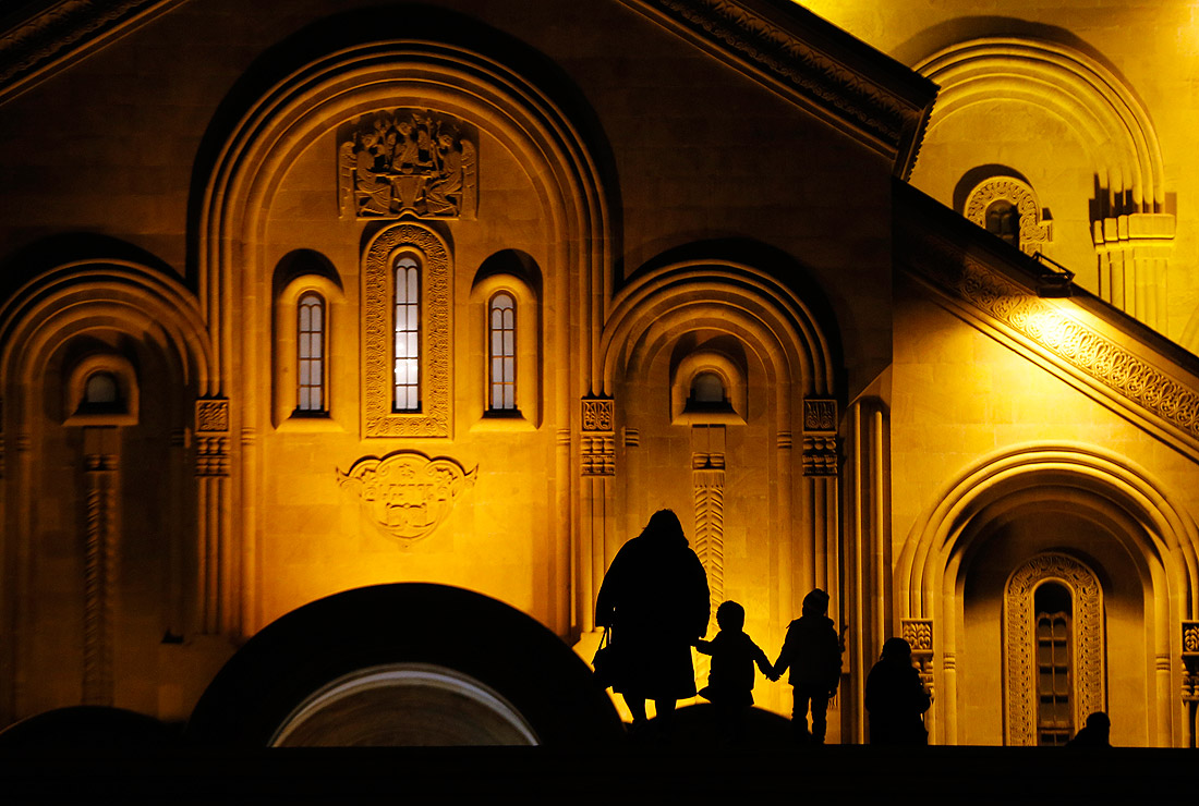 Тбилиси. Грузия. Троицкий собор