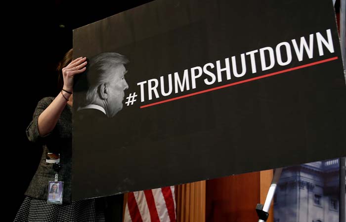 Сенат США проголосовал за возобновление работы правительства