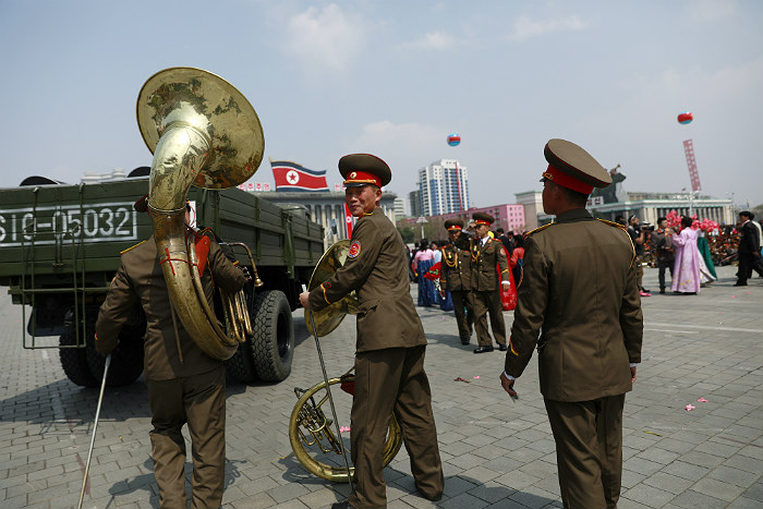 КНДР проведет военный парад накануне открытия Олимпиады