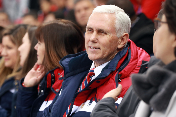 Делегация КНДР отказалась от встречи с вице-президентом США в Пхенчхане