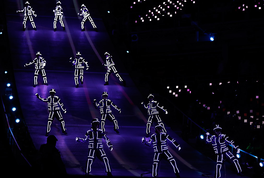 Выступление артистов на церемонии закрытия ОИ-2018