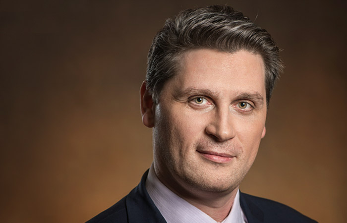 Евгений Жилков: смартфон это и средство связи, и "агент" иностранной разведки