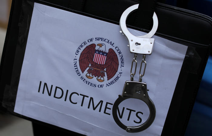 Адвокаты Трампа начали переговоры о беседе с прокурором по "российскому делу"