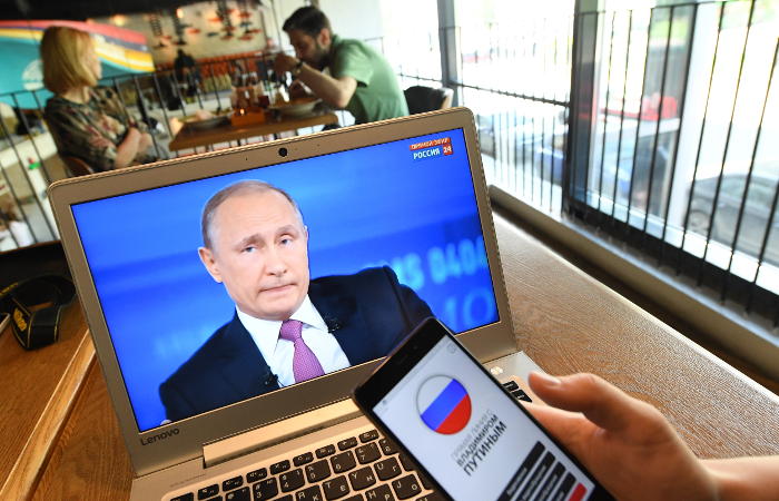 Песков назвал сроки проведения "Прямой линии"