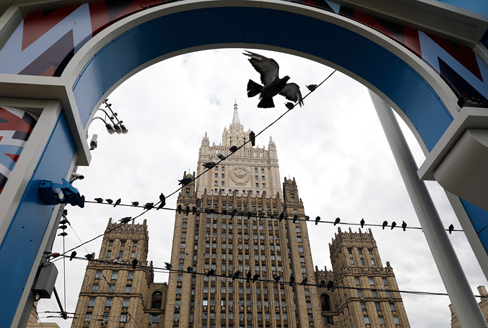 Москва пообещала ответить на высылку дипломатов из Европы и США