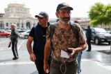 Лидер оппозиции Пашинян официально выдвинут на пост премьера Армении