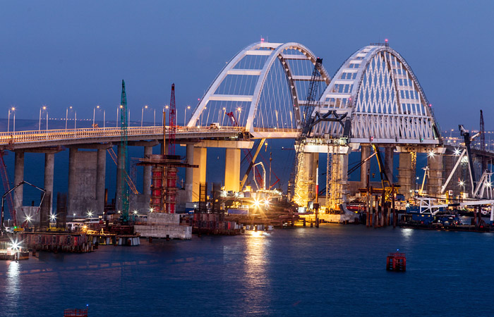 Открытие автодорожной части Крымского моста состоится 15 мая
