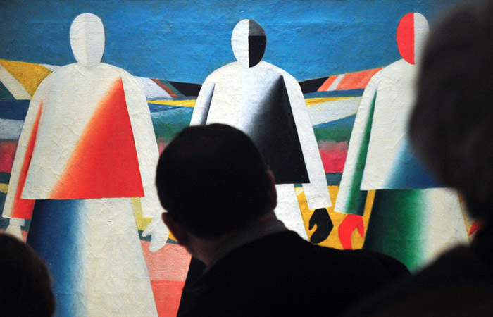 Третьяковка предложит посетителям создать виртуальные картины в стиле Малевича