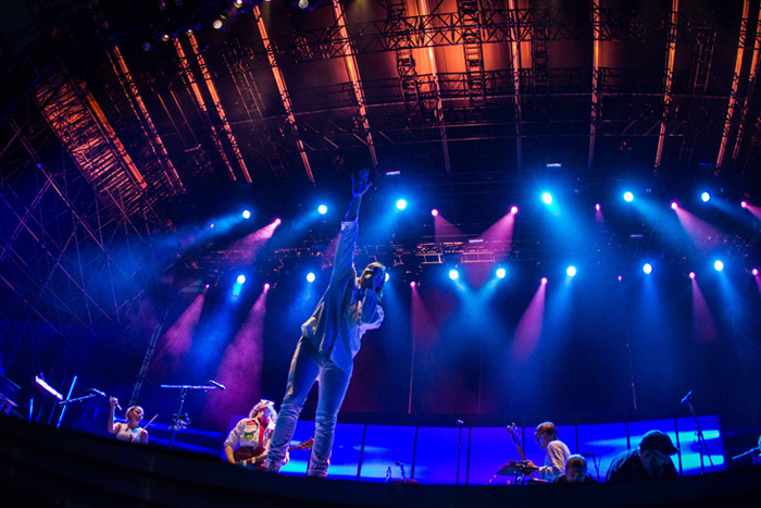 На "Пикнике "Афиши" выступят Arcade Fire, King Gizzard & The Lizard Wizard и Земфира