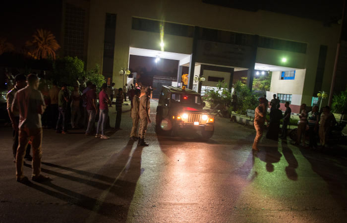 В результате взрыва в районе каирского аэропорта пострадали 12 человек