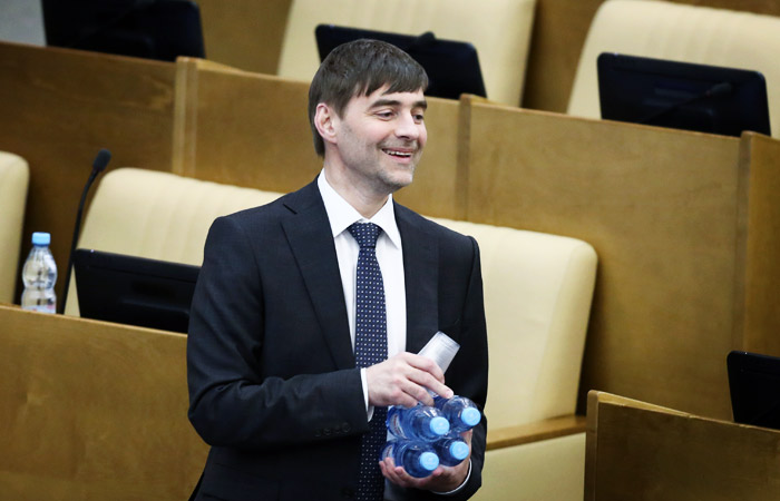 Железняк решил уйти с поста замсекретаря Генсовета "Единой России"