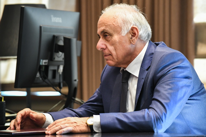 Премьер Абхазии обсудил в Москве программы содействия развитию республики