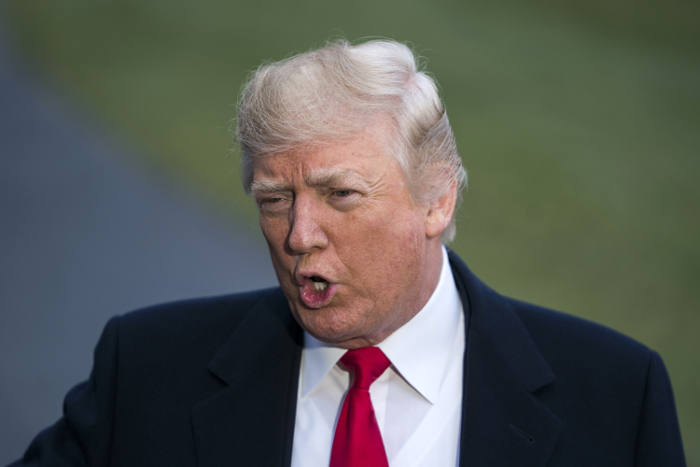 Трамп запретил публиковать хвалебный пресс-релиз в память о Маккейне