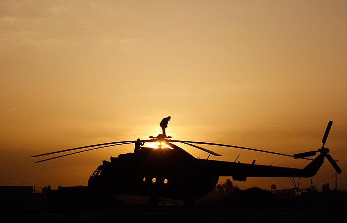 В результате крушения молдавского вертолета в Афганистане погибли 12 человек