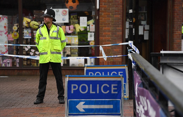 Полиция заявила, что недомогание посетителей ресторана в Солсбери не связано с "Новичком"