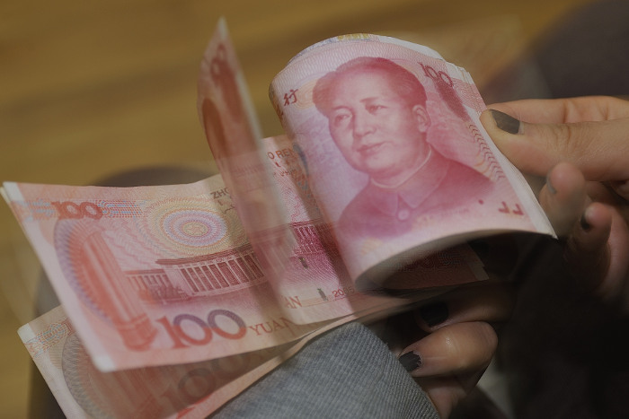 Китайских чиновников предупредили о недопустимости расточительства в праздники