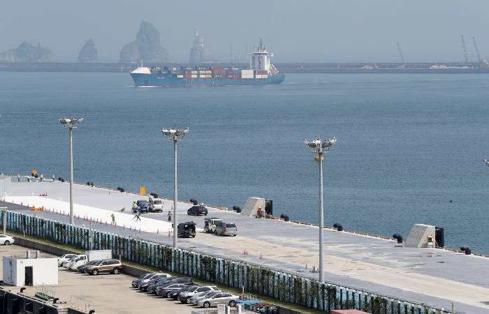 Южная Корея сняла запрет на заход в свои порты судов "Гудзона"