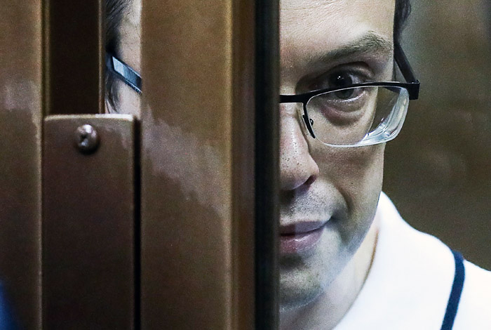 Верховный суд смягчил приговор экс-замглавы московского главка СК Никандрову