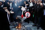 Накануне ввода новых американских санкций в Иране прошли массовые протесты