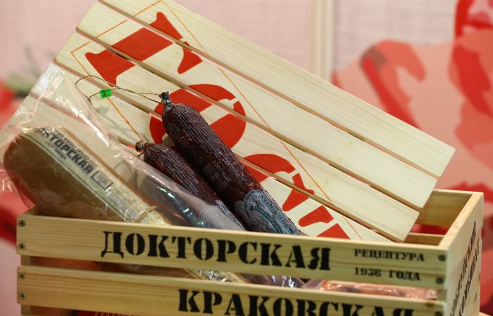 Минздрав поддержал идею о введении акциза на колбасу, сосиски и бекон