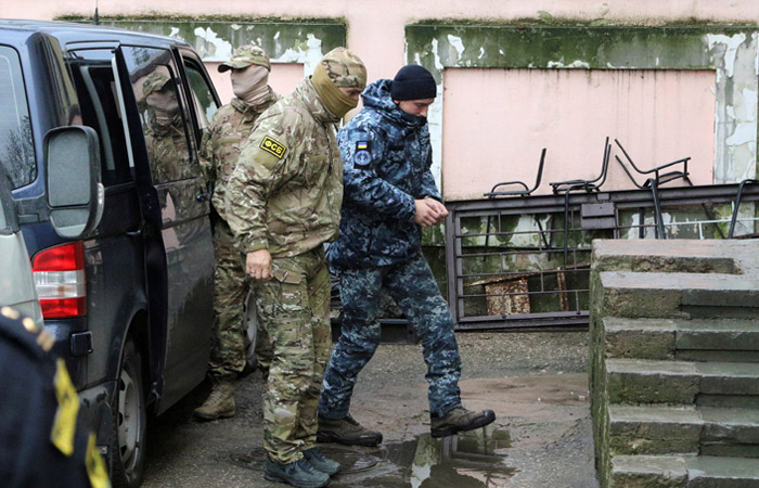ФСБ обнародовала приказ о скрытном переходе украинских кораблей через Керченский пролив