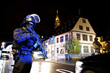 Открывший стрельбу в Страсбурге мужчина скрылся от полиции на такси