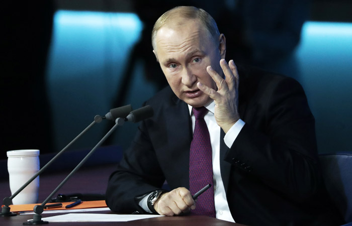 Путин предложил уйти чиновникам, не справляющимся с нацпроектами