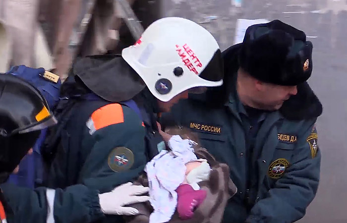 Скворцова сообщила об улучшении состояния спасенного в Магнитогорске ребенка