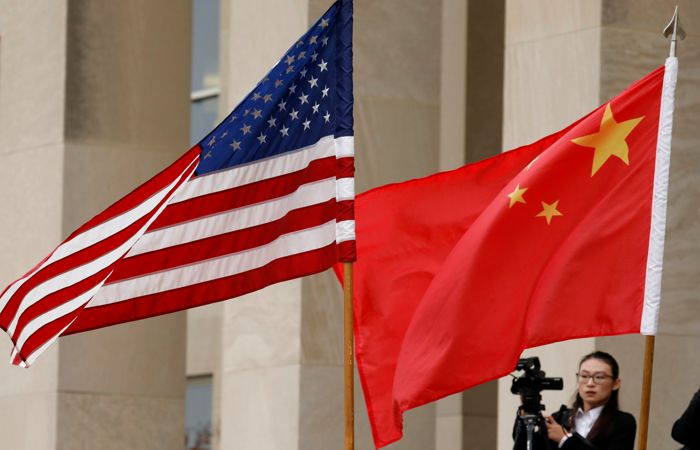 СМИ сообщили, что власти США рассматривают отмену пошлин на товары из КНР