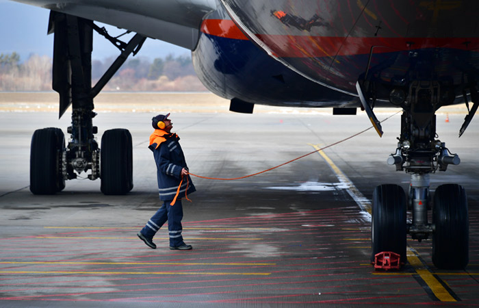 Задержанного в ХМАО пассажира "Аэрофлота" обвинили в попытке угона самолета