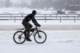 Власти Москвы призвали горожан отказаться от личного транспорта из-за снегопада