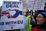 Парламент Великобритании решил не покидать ЕС без сделки с Брюсселем