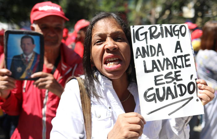 Мадуро пообещал отправить Трампу 10 млн подписей венесуэльцев против вооруженного вмешательства