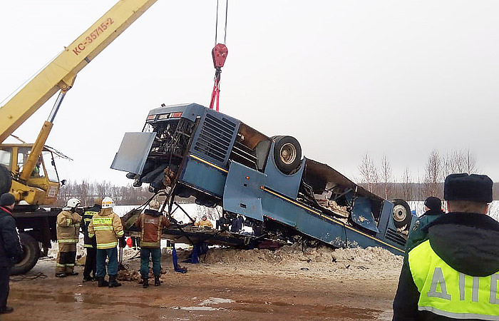 Водителя попавшего в аварию в Калужской области автобуса задержали