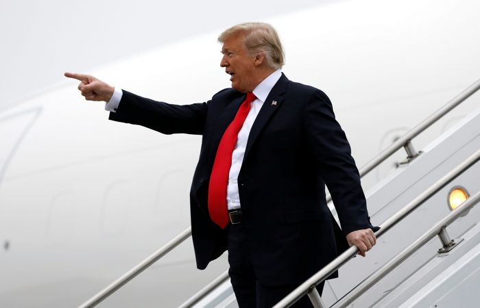 Трамп заявил, что глава комитета по разведке должен покинуть пост