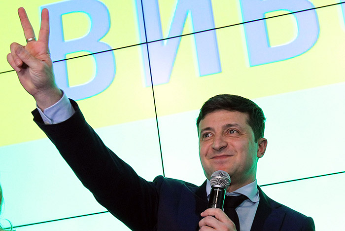 Зеленский лидирует с 30,2% на украинских выборах по итогам обработки 50,36% протоколов