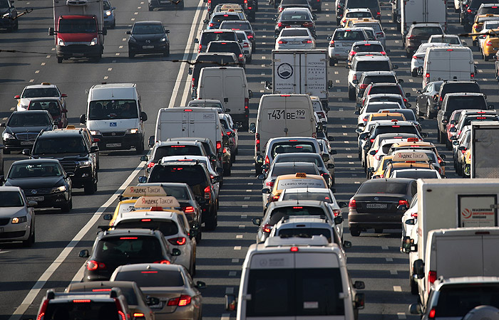 В Москве осложнилось движение из-за закрытия участка "фиолетовой" линии метро